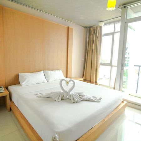 Bansabai Sabaidee Service Apartment Bangkok Eksteriør bilde