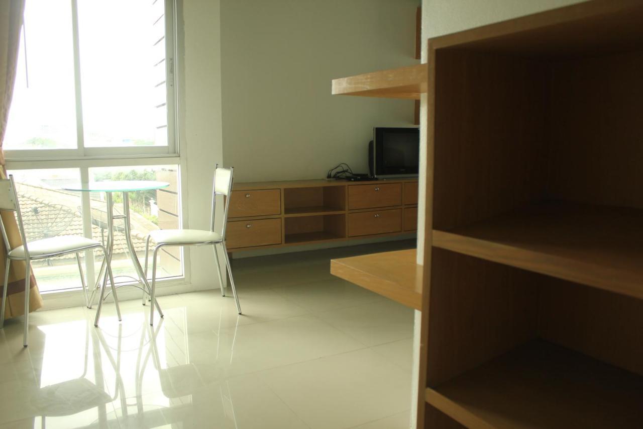 Bansabai Sabaidee Service Apartment Bangkok Eksteriør bilde
