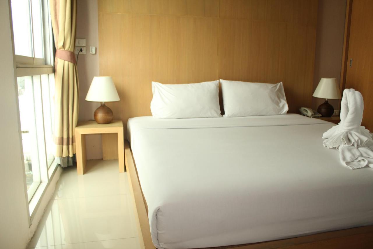 Bansabai Sabaidee Service Apartment Bangkok Eksteriør bilde